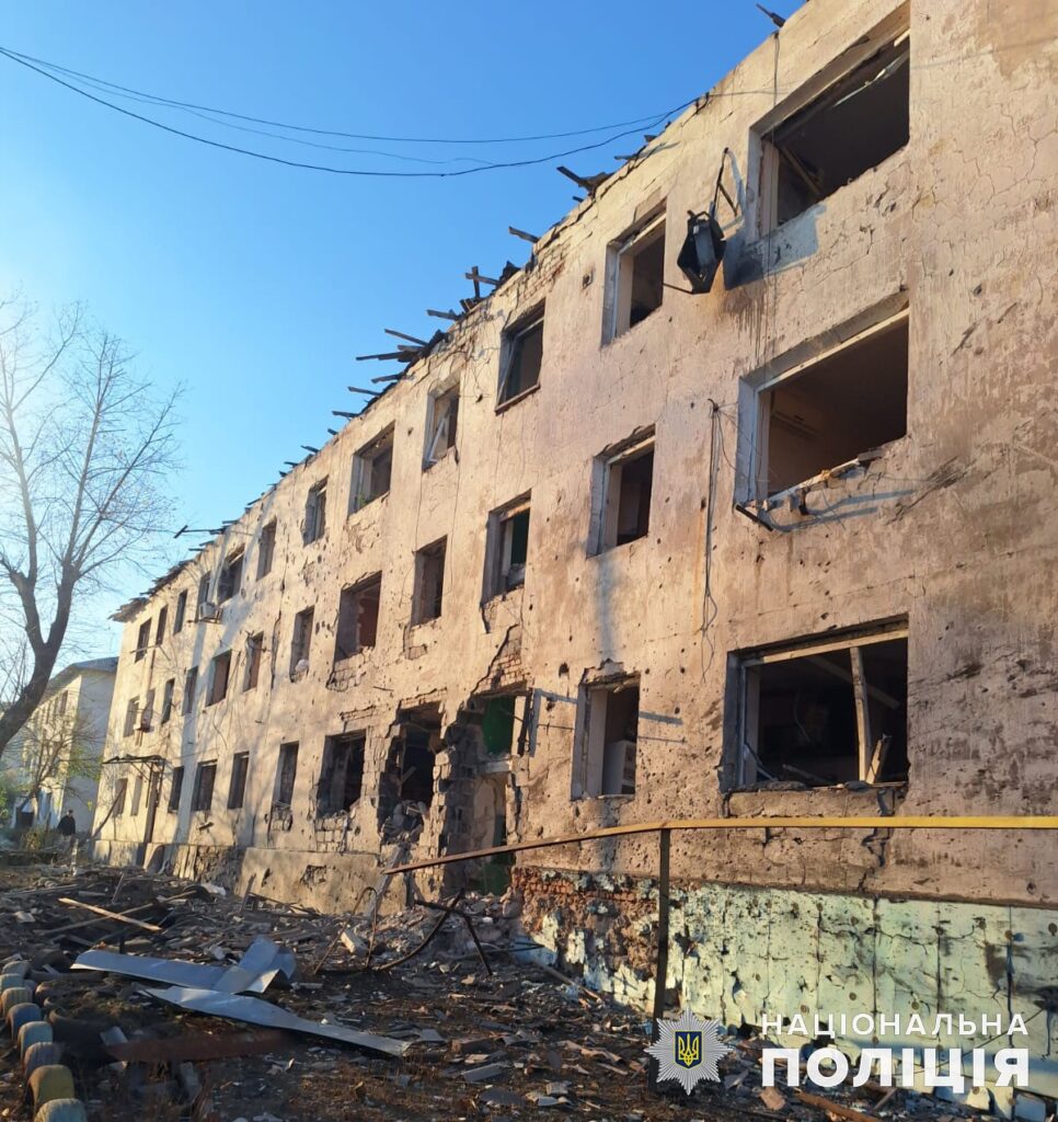 Окупанти завдали майже 2,7 тисяч ударів по Донеччині: серед загиблих є 14-річна дівчина