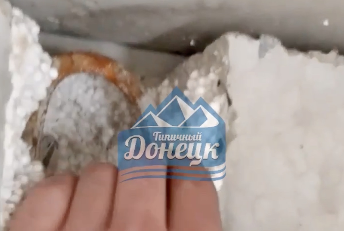 В окупованому Донецьку встановили укриття з пінопласту