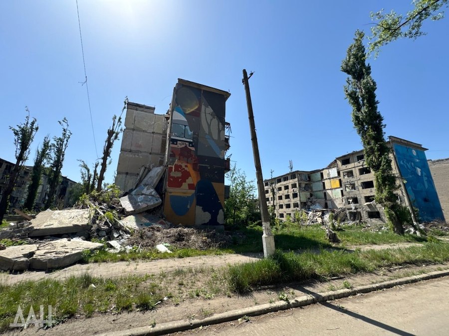 Окупанти показали фото зруйнованої Авдіївки та закликали росіян давати гроші на відновлення міста