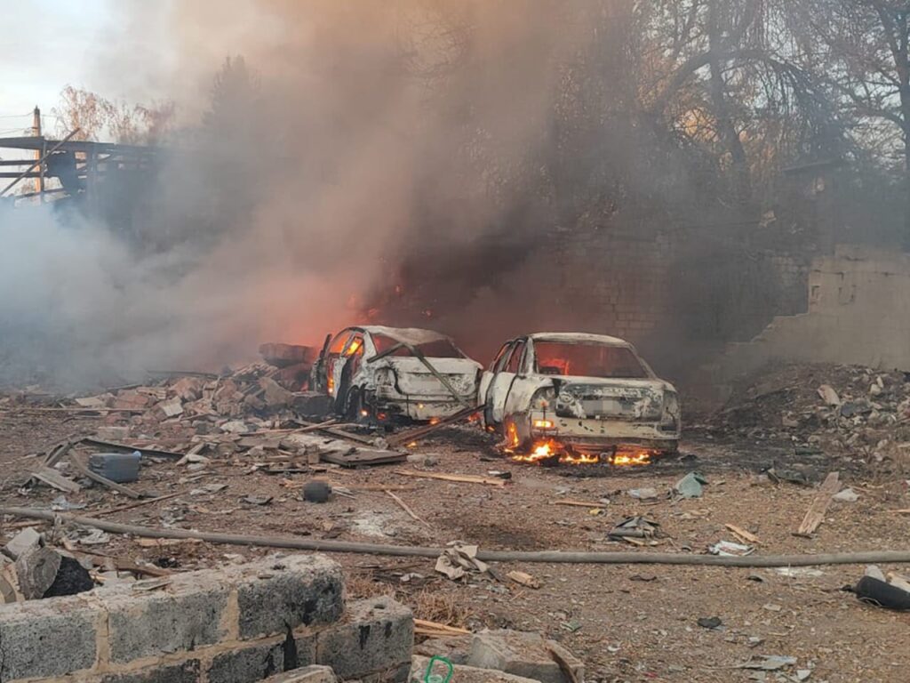 Внаслідок обстрілу Олексієво-Дружківки на Донеччині загинули двоє молодих чоловіків та ще один поранений