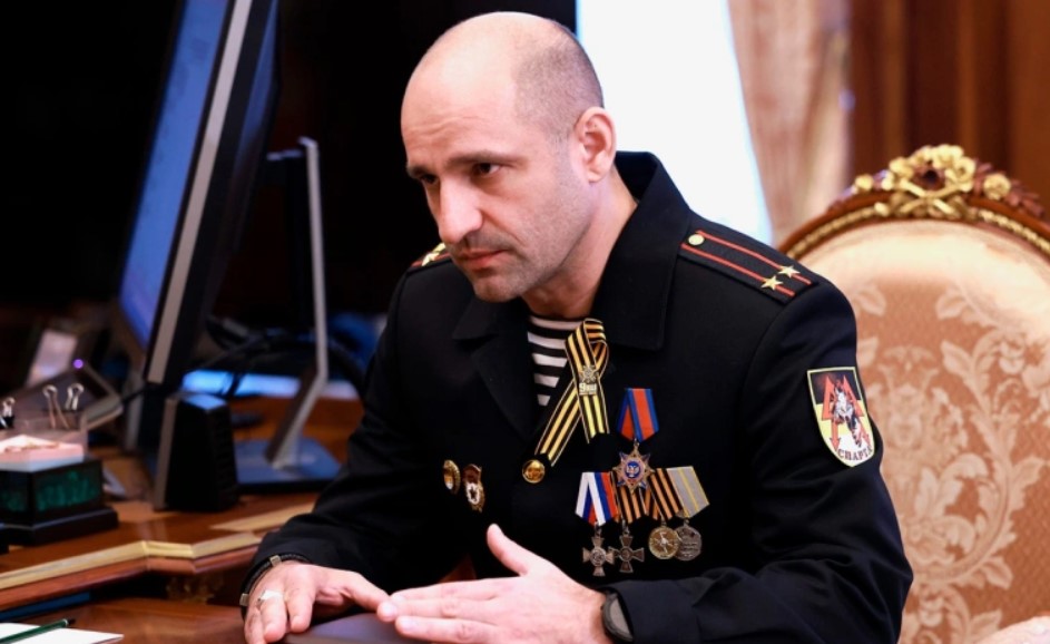 Путін “прибрав” Жогу з угрупування “ДНР” подалі від Донбасу та призначив своїм представником на Уралі