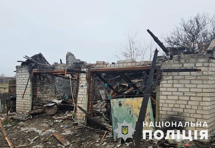 Троє людей поранені внаслідок обстрілів Донеччини за минулу добу