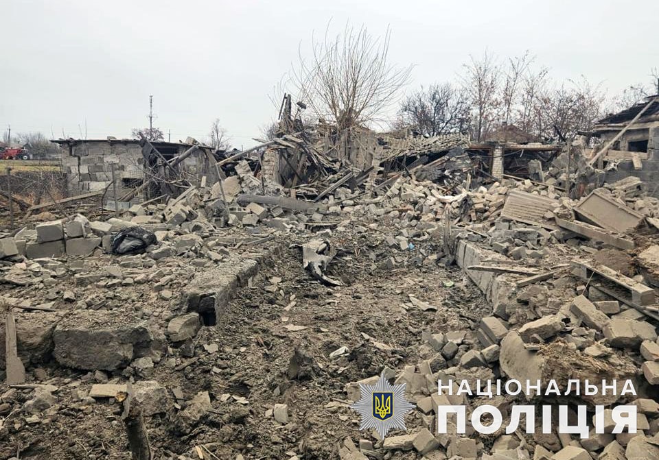Троє людей поранені внаслідок обстрілів Донеччини за минулу добу
