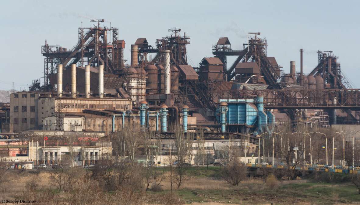У Маріуполі підірвали автомобіль із співробітником ФСБ