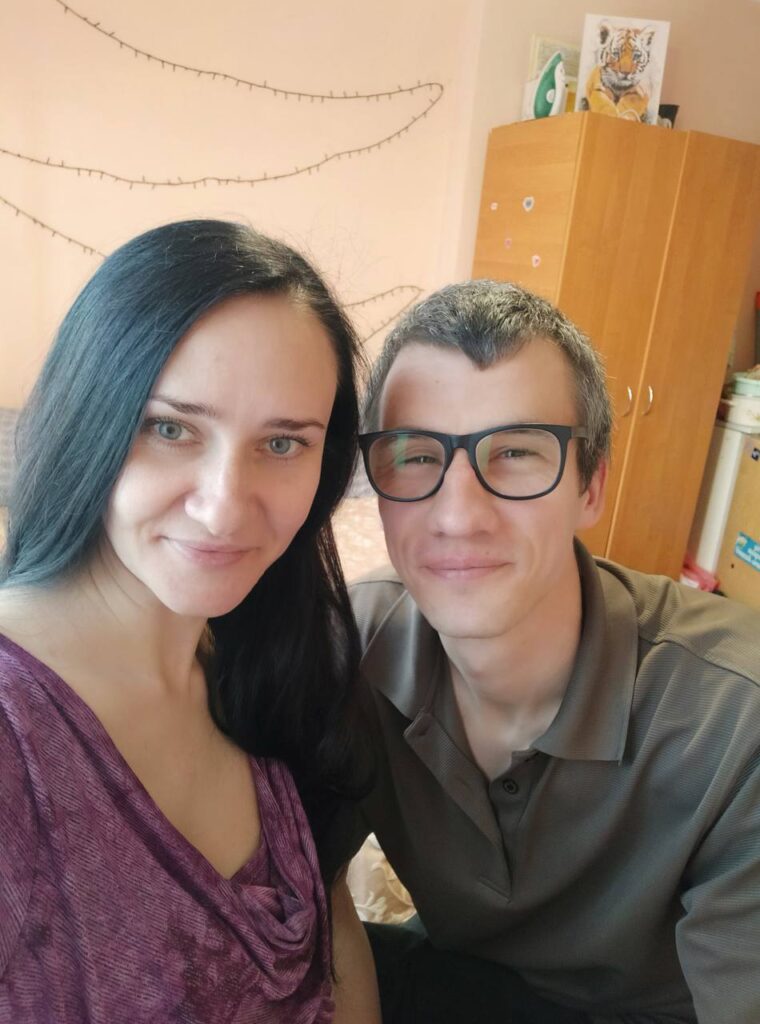 “Хоча б є дах над головою”: історія родини з Краматорська, яка хоче повернутися з Рівного назад під обстріли