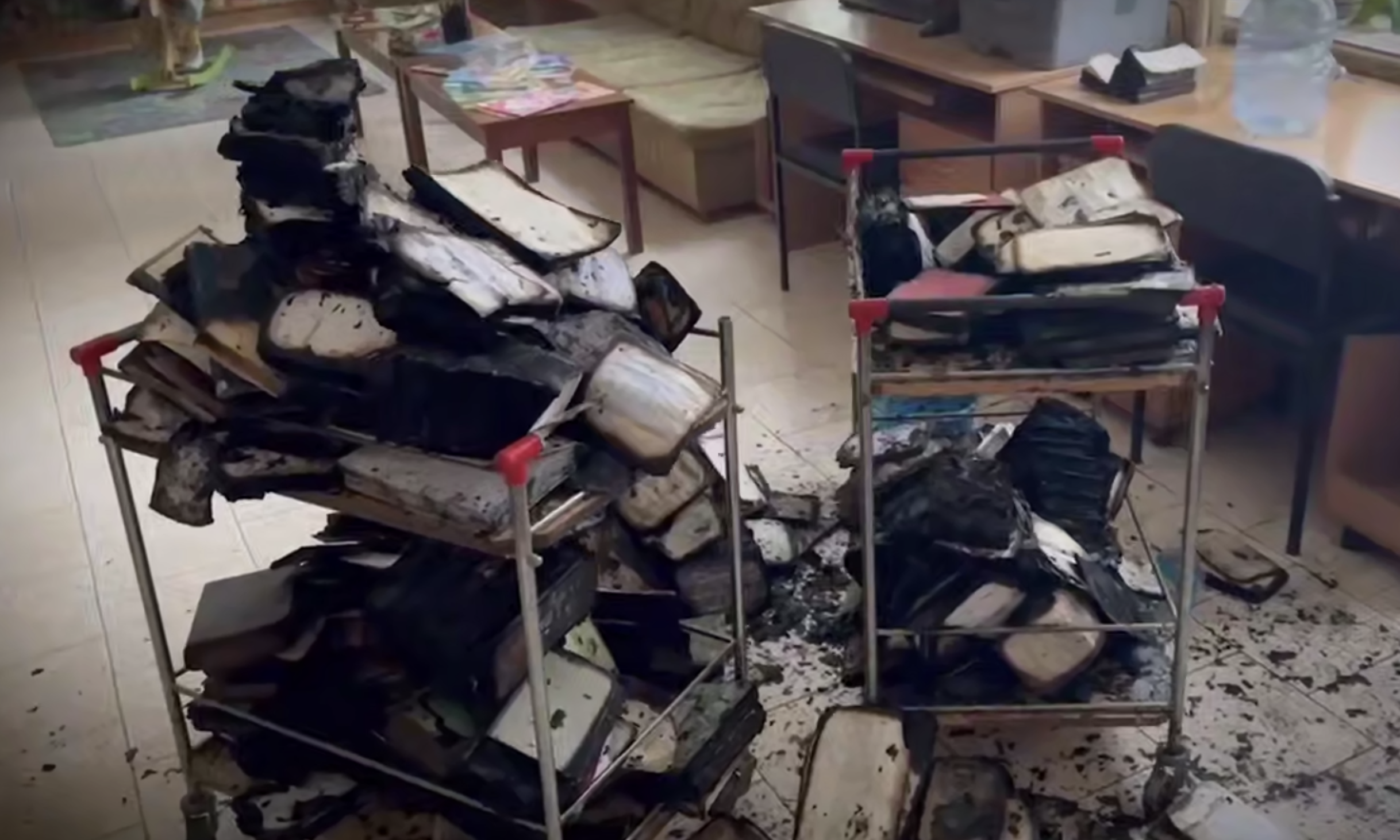 У Луганську горіла бібліотека Горького