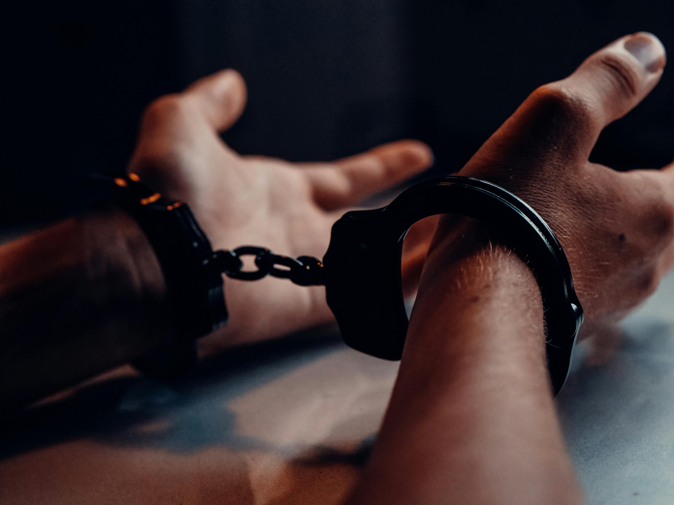 Окупанти звинувачують 19-річного луганчанина за фінансування батальону “Азов”