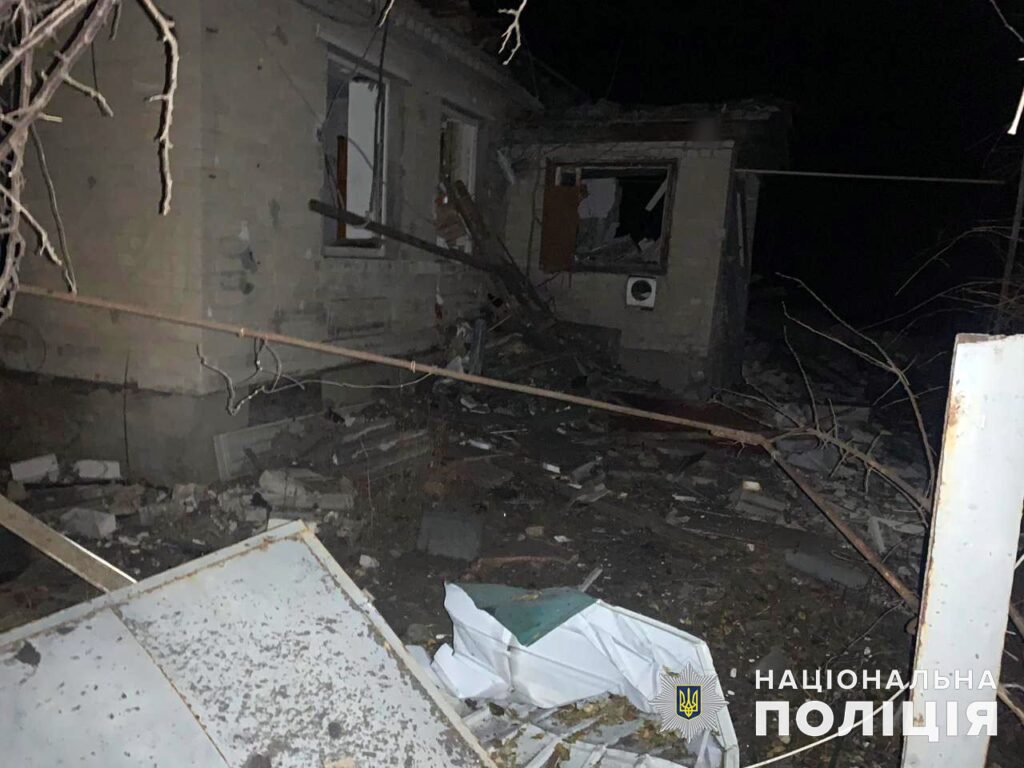 Внаслідок атак росіян минулої доби на Донеччині пошкоджені 25 житлових будинків