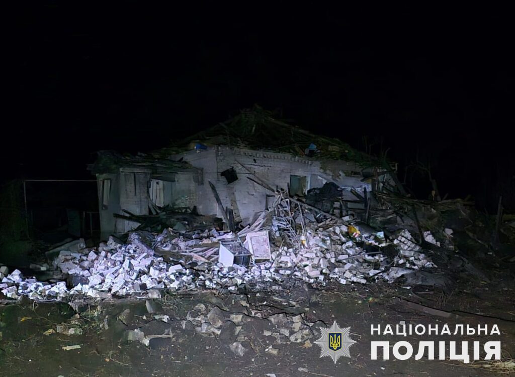 Внаслідок атак росіян минулої доби на Донеччині пошкоджені 25 житлових будинків