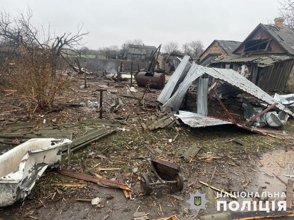 Протягом минулої доби окупанти атакували Донецьку область та поранили чотирьої мирних жителів