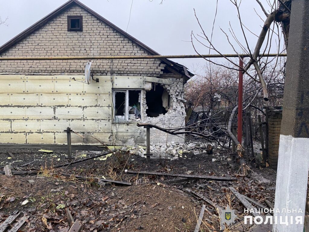 Протягом минулої доби окупанти атакували Донецьку область та поранили чотирьої мирних жителів