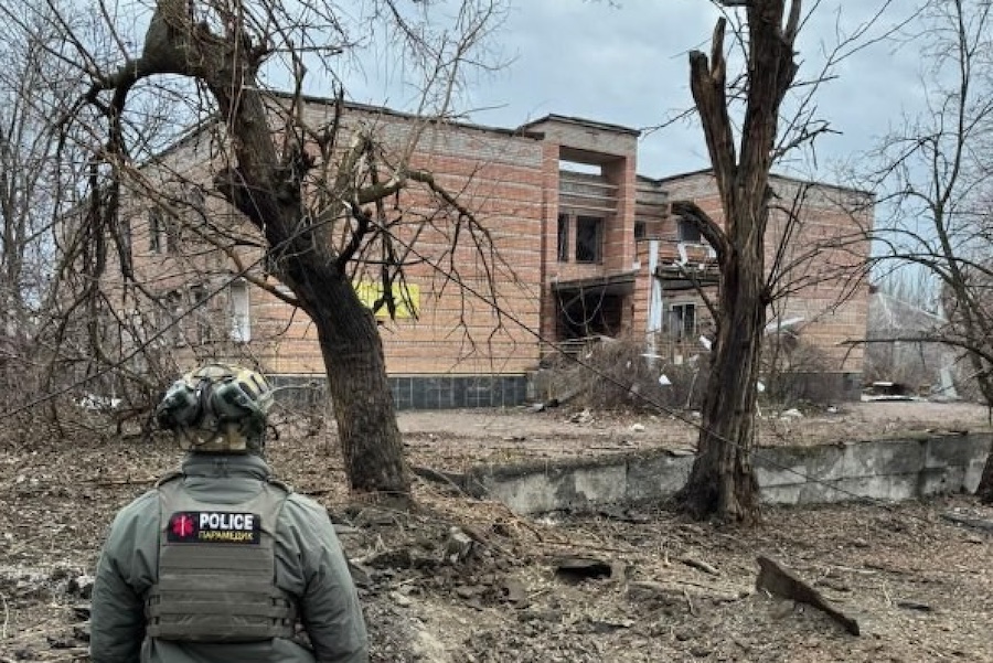 Окупанти обстріляли п’ять населених пунктів Донеччини. У поліції показали наслідки ударів