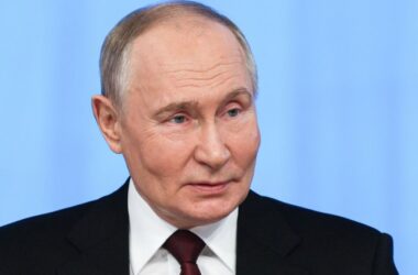 Путін вигадав обстріл в день “виборів” на окупованій Донеччині