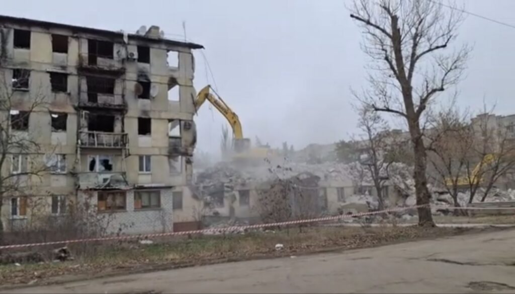 З’явилися нові фотографії окупованого Сіверськодонецька. Як зараз виглядає місто