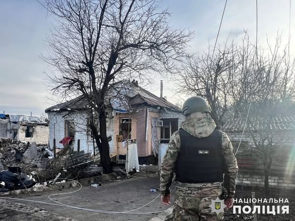 За минулу добу росіяни обстріляли 10 населених пунктів Донеччини