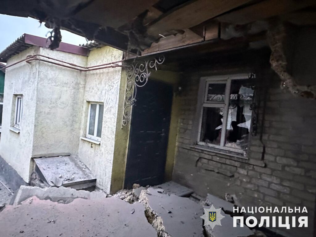 Росіяни вбили одну людину на Донеччині. Поліцейські розповіли про наслідки обстрілів області за минулу добу