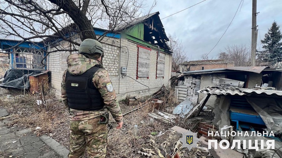 Росіяни понад три тисячі разів обстріляли Донеччину за добу, під вогнем опинилися чотири населені пункти