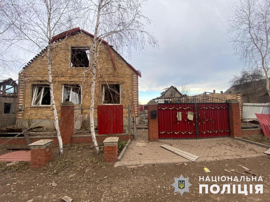 За минулу добу росіяни обстріляли 10 населених пунктів Донеччини
