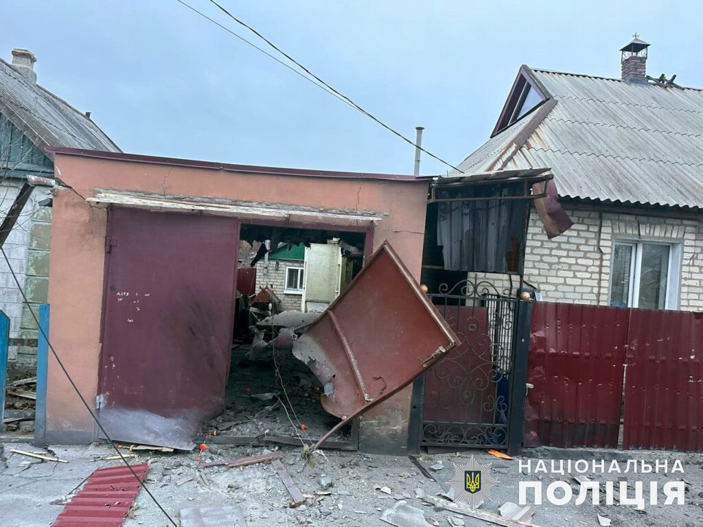 Росіяни вбили одну людину на Донеччині. Поліцейські розповіли про наслідки обстрілів області за минулу добу