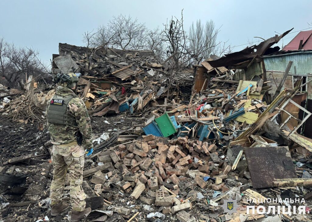 Внаслідок атаки росіян по Покровську загинула жінка. Поліцейські розповіли про обстріли Донеччини за минулу добу