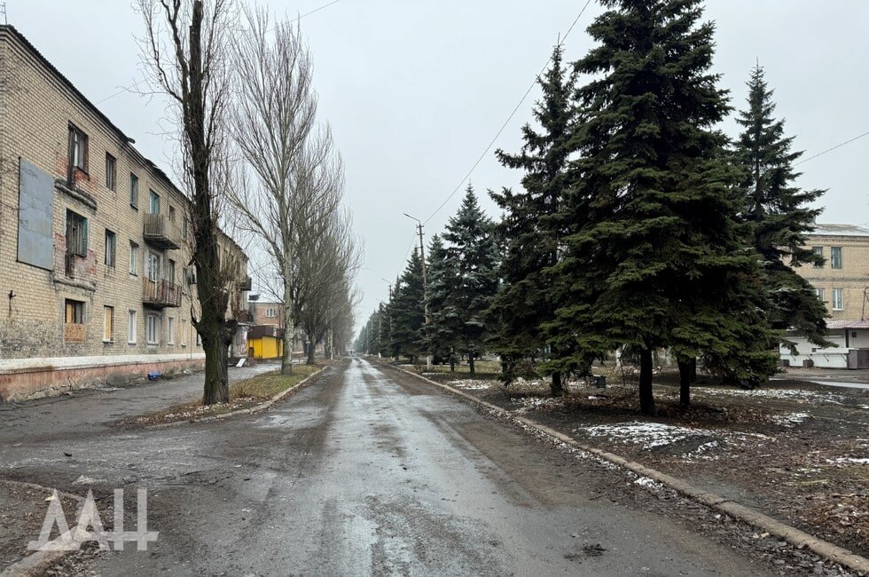 У мережі з’явились фото, як зараз виглядає окупований Українськ на Донеччині