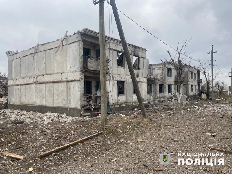 Росіяни обстріляли 12 населених пунктів Донеччини: є загиблий і двоє поранених