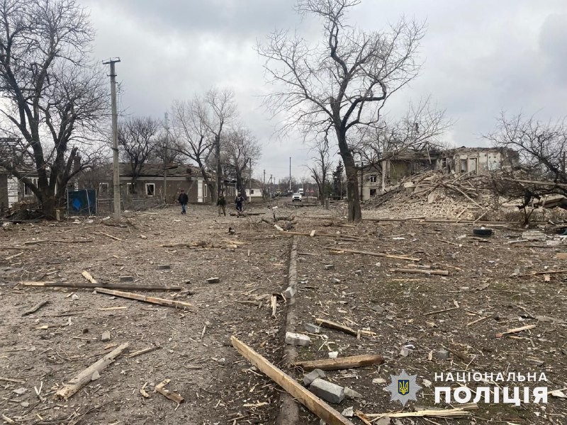 Росіяни обстріляли 12 населених пунктів Донеччини: є загиблий і двоє поранених
