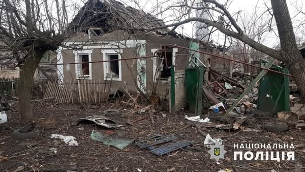 Росіяни обстріляли 12 населених пунктів Донеччини: є загиблий і двоє поранених
