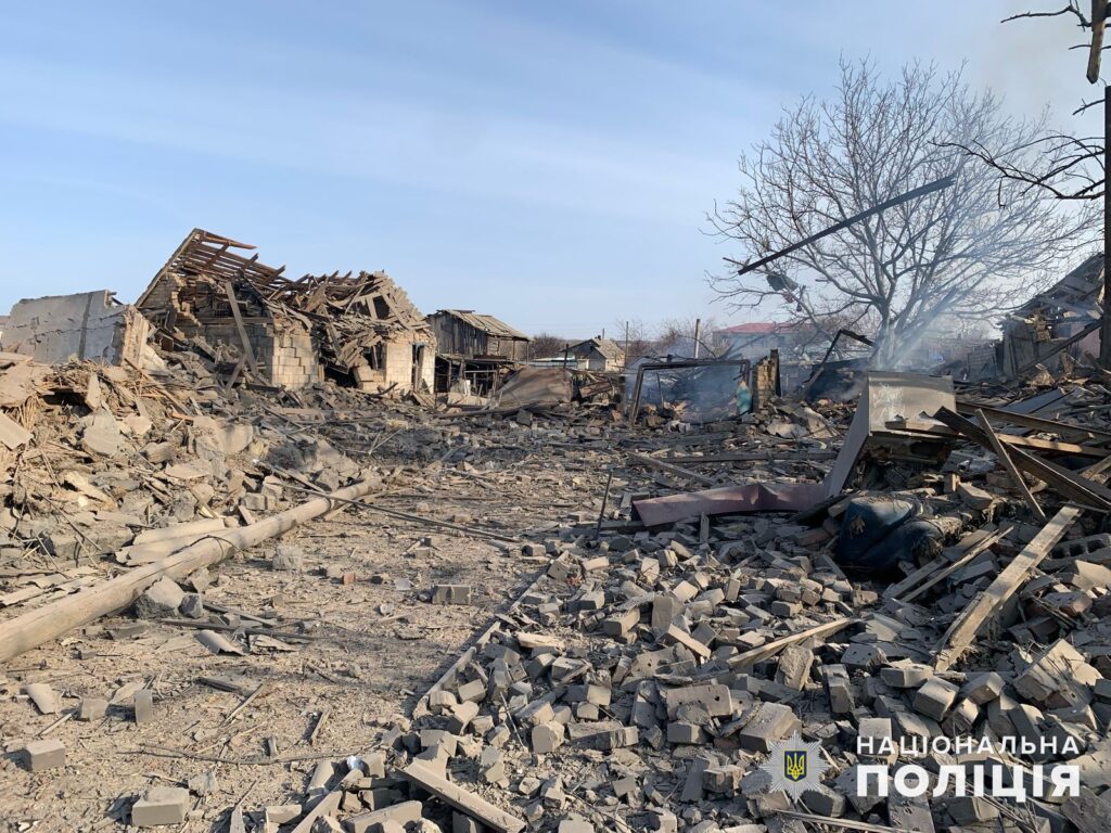 Поліцейські показали наслідки обстрілів Донеччини