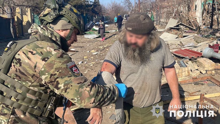 Скинули 19 авіабомб та били дронами: у поліції показали наслідки російських обстрілів Донецької області