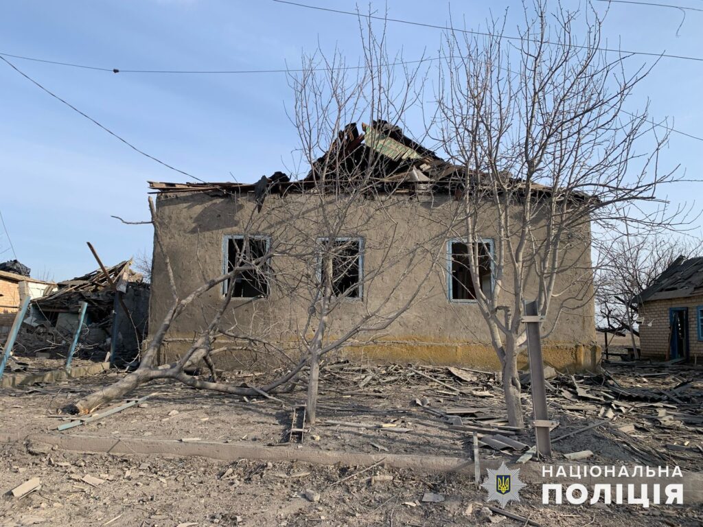Поліцейські показали наслідки обстрілів Донеччини