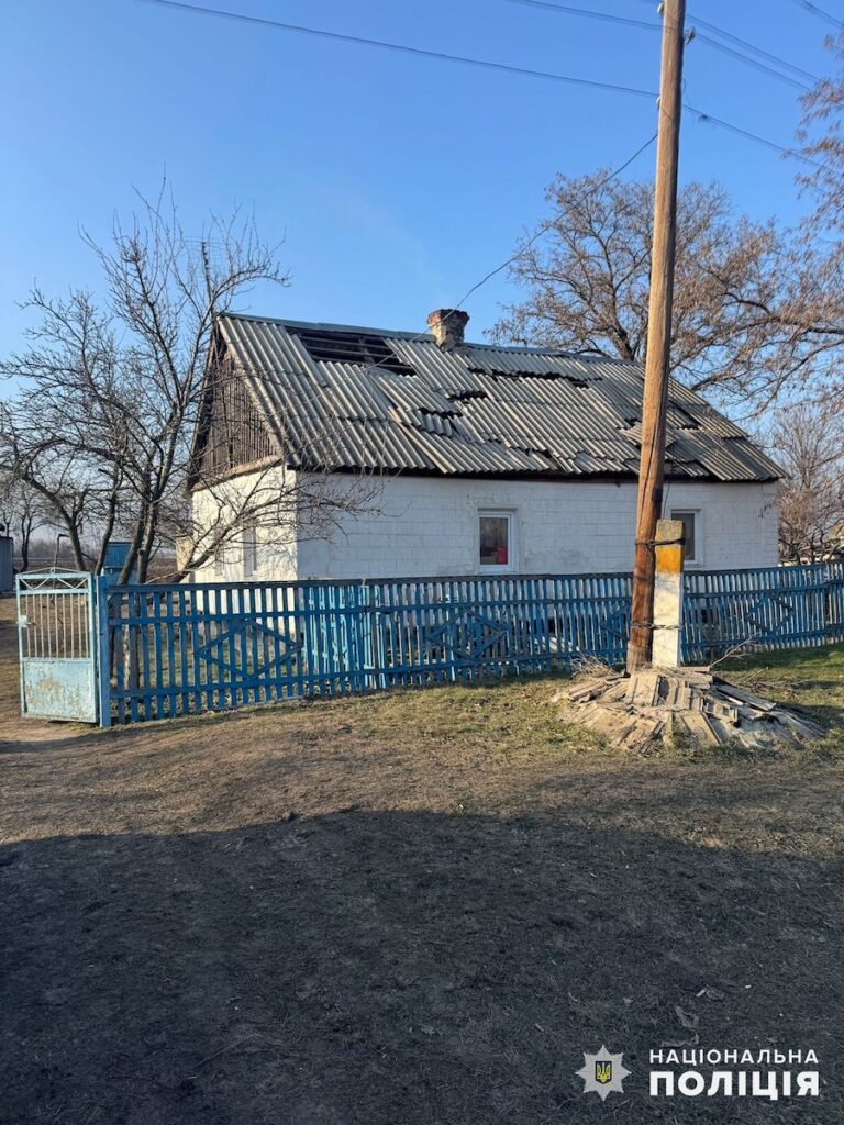 Скинули 19 авіабомб та били дронами: у поліції показали наслідки російських обстрілів Донецької області