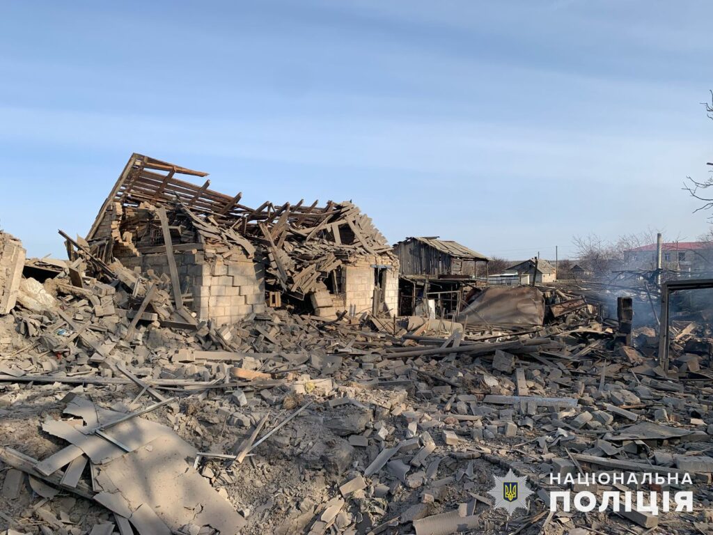 Поліцейські показали наслідки обстрілів Донеччини