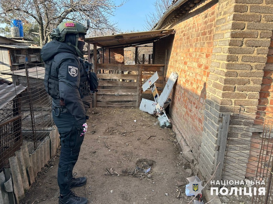 Скинули 19 авіабомб та били дронами: у поліції показали наслідки російських обстрілів Донецької області