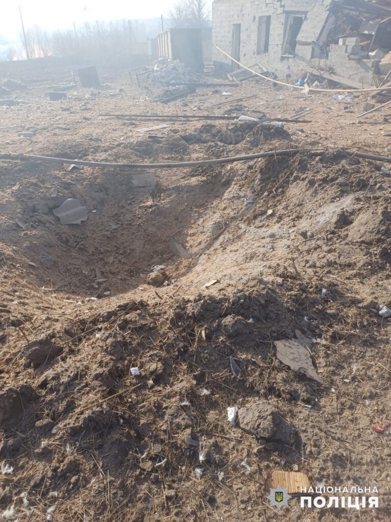 Поліцейські показали наслідки обстрілів Донеччини