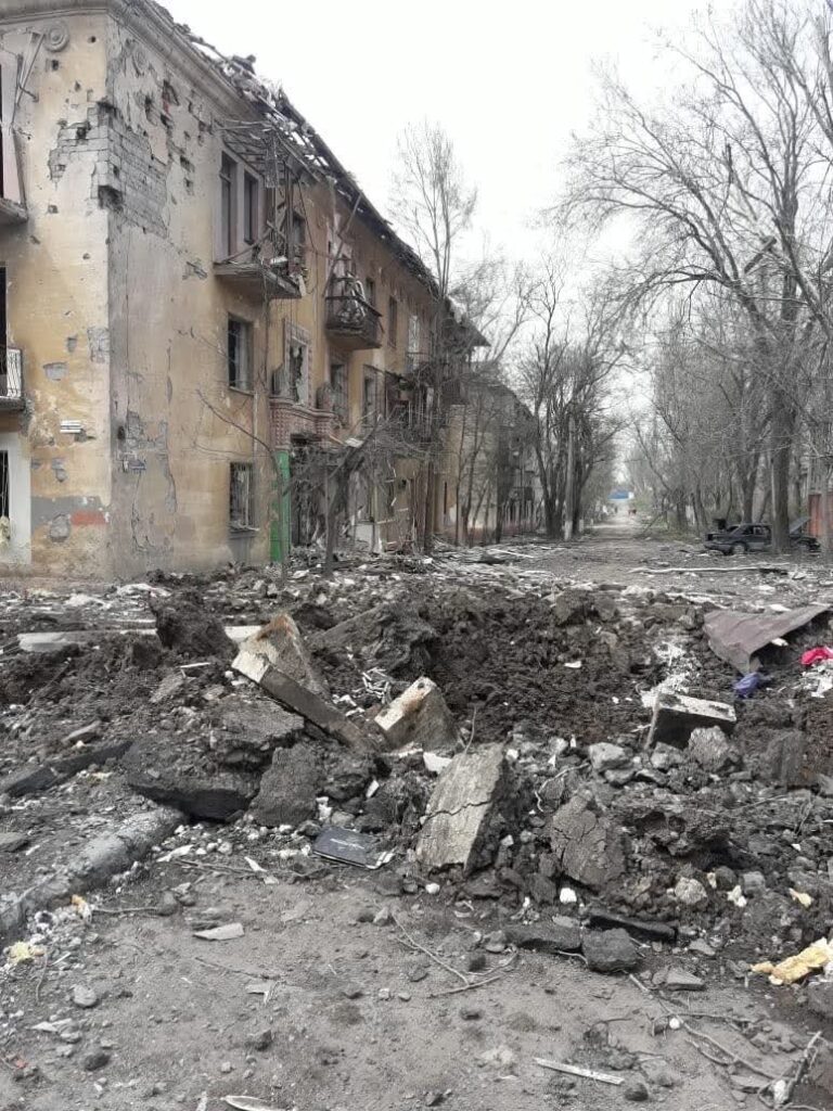 Три роки повномасштабної: даних щодо загиблих та зниклих безвісти маріупольців досі немає