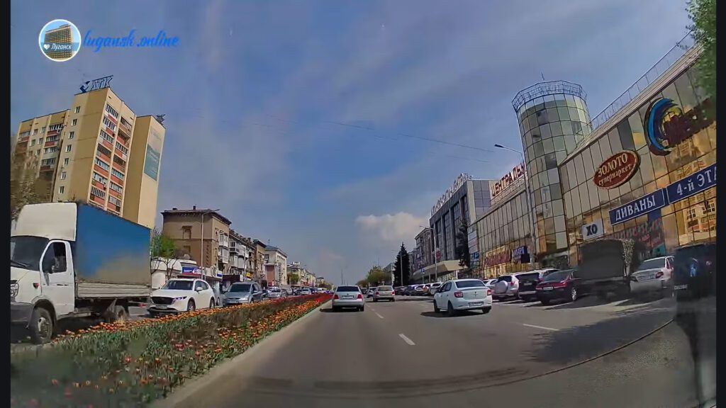 Місцеві як “третій сорт” і непотріб: яку допомогу отримує “ЛНР” від російських шефів