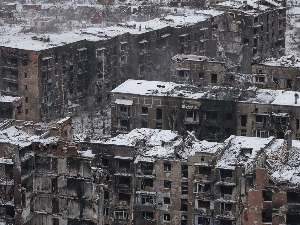 “Звільнення” по-російські. Зруйнований Торецьк показали з висоти пташиного польоту