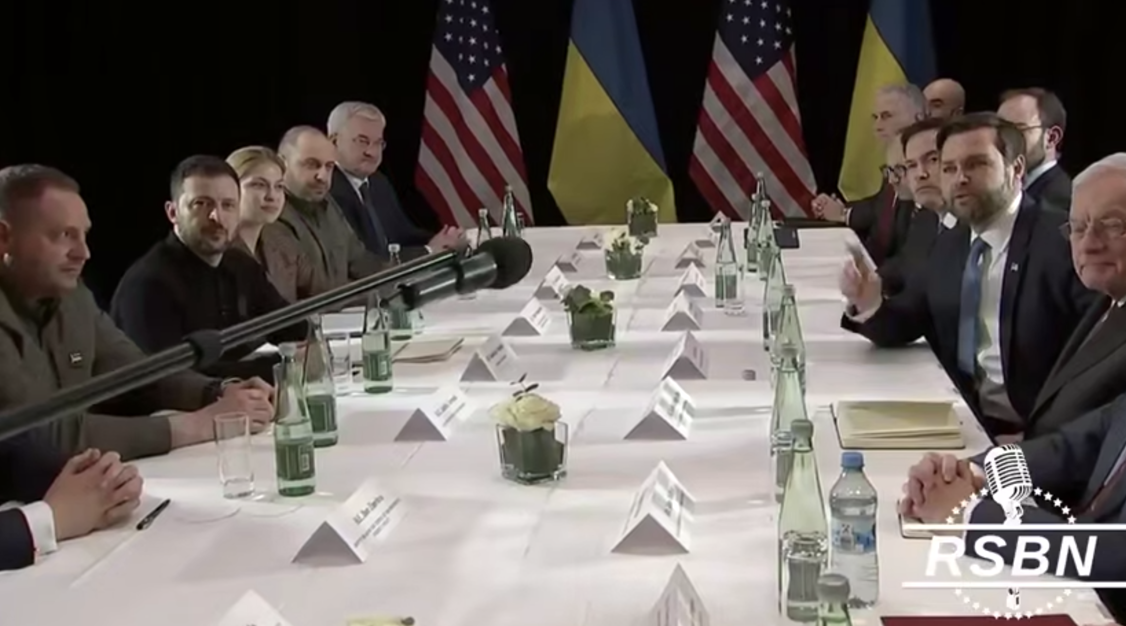 США хотіли доступ до 50% від усіх майбутніх запасів мінералів в Україні. Зеленський відмовив