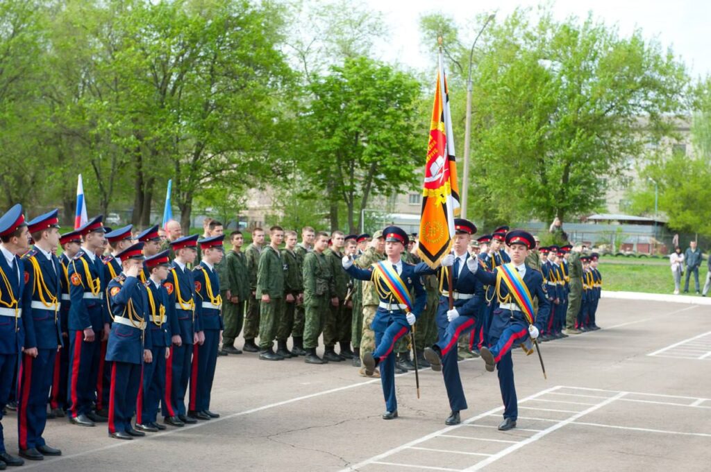 Колаборанту, який виховував дітей на прикладі “ветеранів СВО”, повідомили підозру