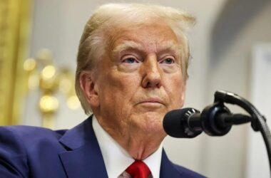 Трамп спростував інформацію, що пропонував Зеленському віддати Донбас під контроль РФ