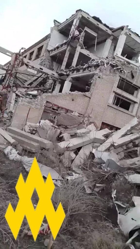Туди вже били ракетами. Партизани показали склад російських боєприпасів в окупованому Луганську