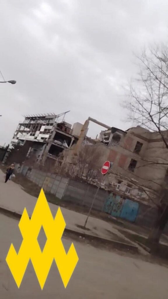 Туди вже били ракетами. Партизани показали склад російських боєприпасів в окупованому Луганську
