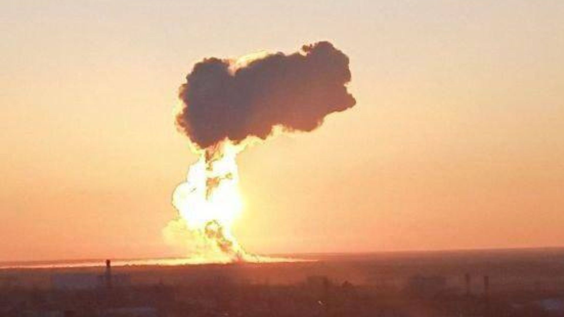 У Енгельсі вибухнув склад з ракетами Х-101 і Х-555 на військовому аеродромі