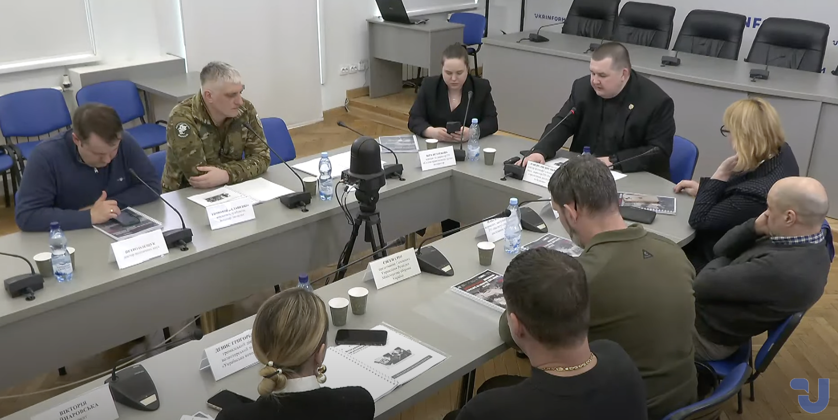 Батьки школярів з ТОТ переводять дітей у приватні школи, щоб втекти від мілітарної пропаганди