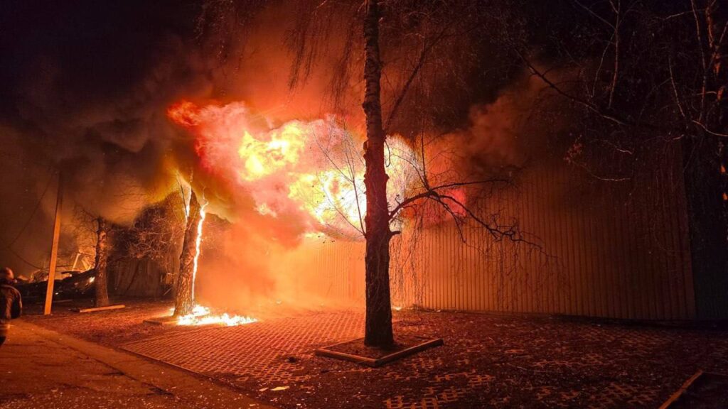 Росіяни атакували Харків, Дніпро і Суми. Опубліковані фото наслідків атаки