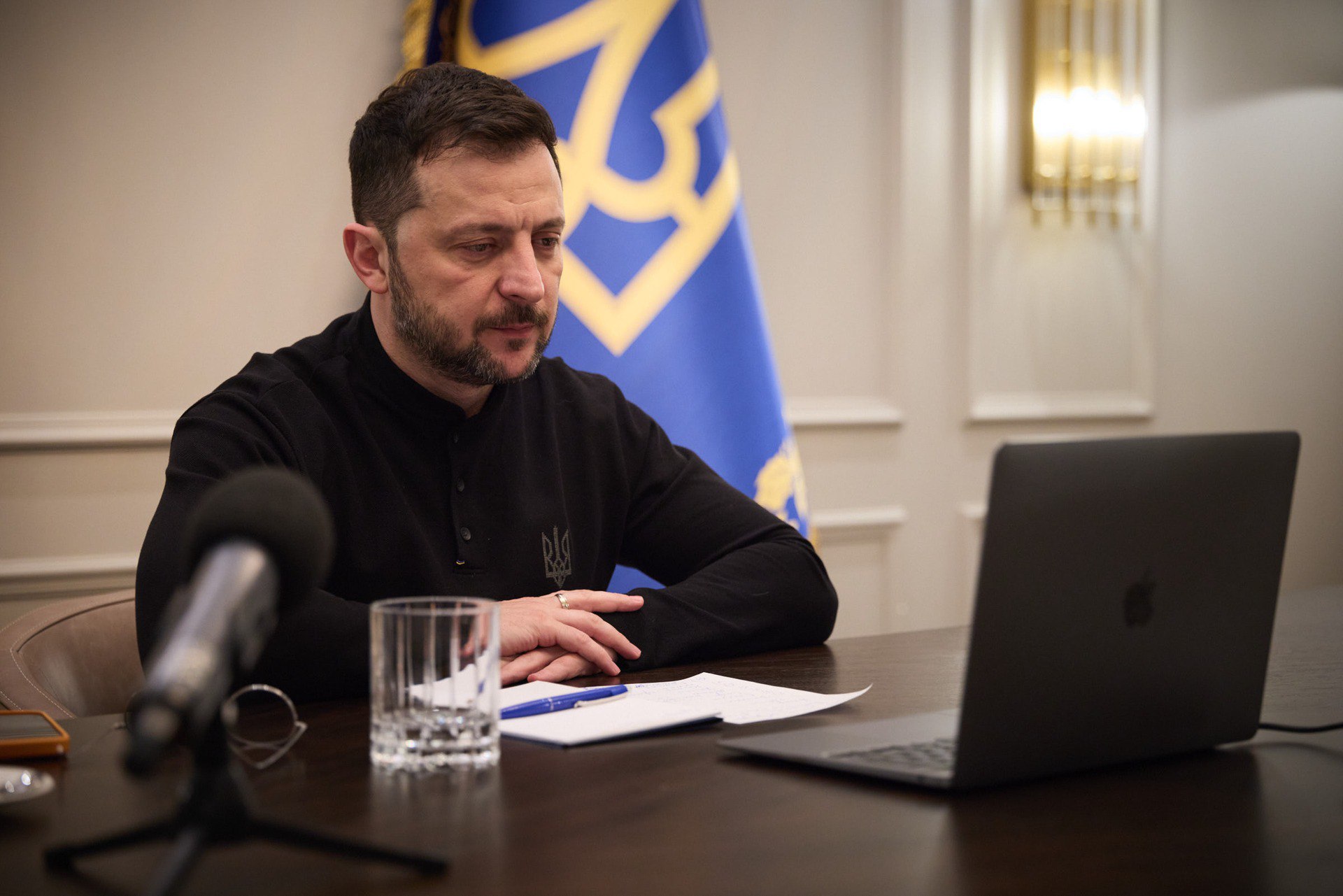 Україна не виводитиме війська зі своєї території, — Зеленський відкинув ультиматуми Росії