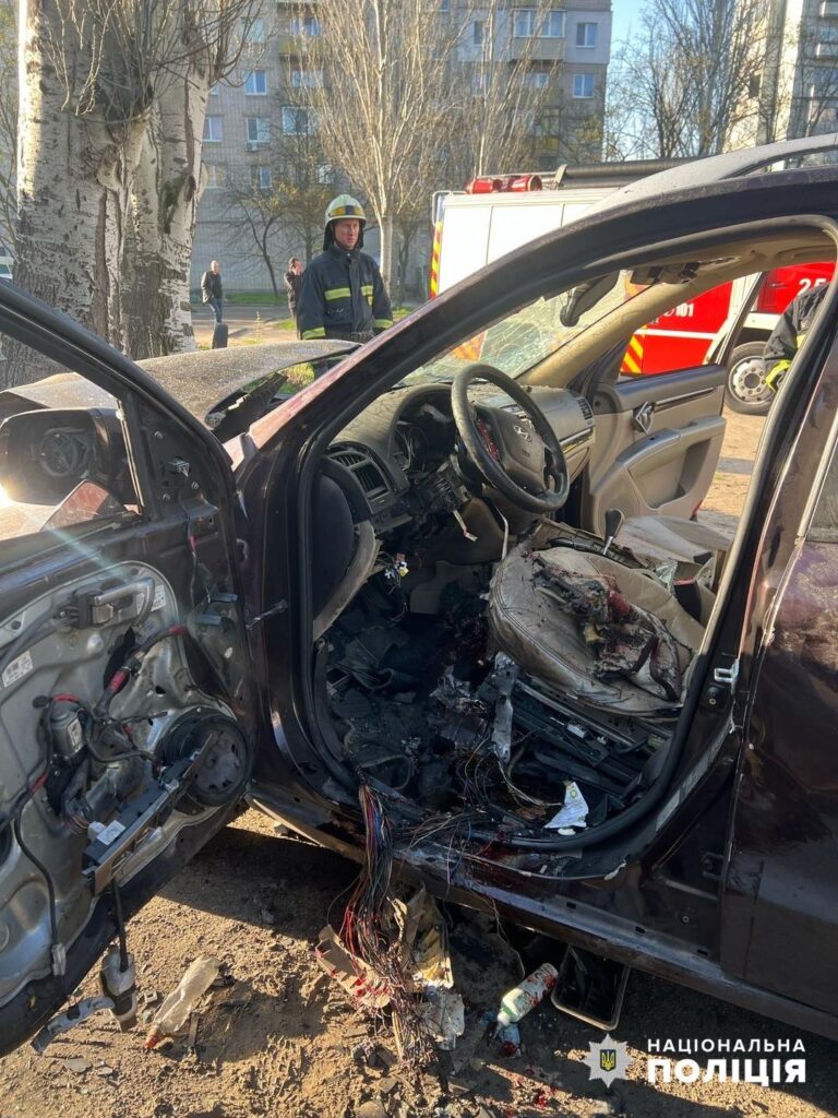 У Дніпрі підірвали авто місцевого чиновника Юрія Федько. Він помер у лікарні