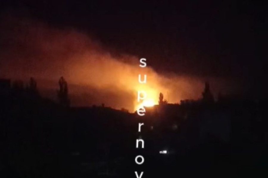 Вночі дрони атакували завод акумуляторів у Липецькій області: відео ураження