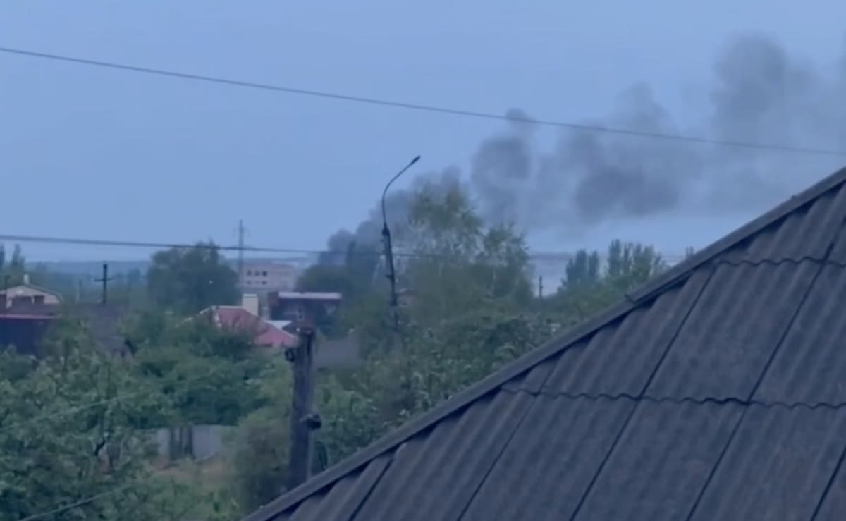 Слов’янськ атакували БПЛА росіян, частина міста залишилася без світла. Наліт “шахедів” потрапив на відео